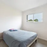 37 Au Bord De La Piscine *